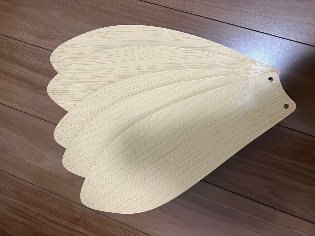 シーリングファンライト Folia