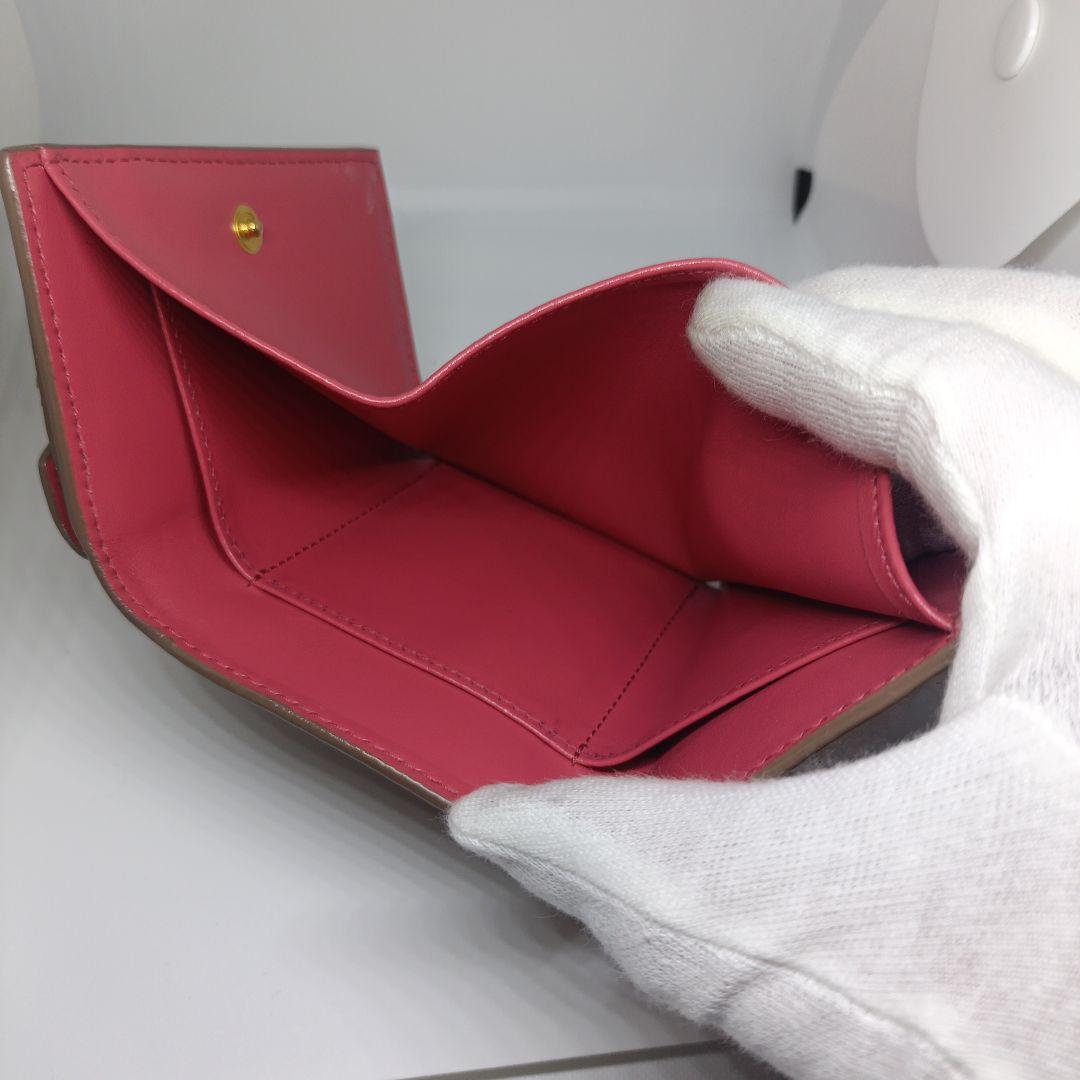 プラダ三つ折り財布 PRADA折財布　ベージュ