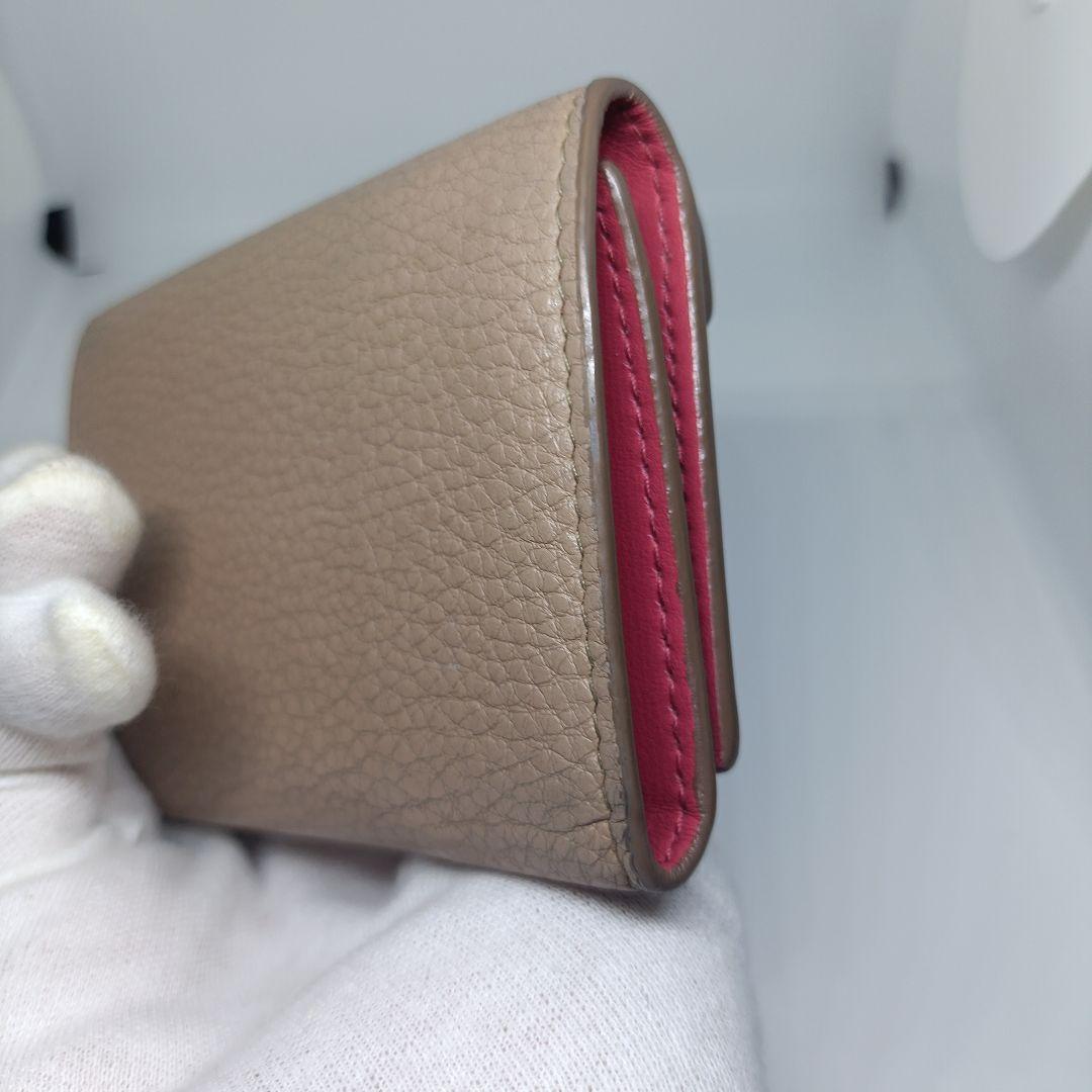 プラダ三つ折り財布 PRADA折財布　ベージュ