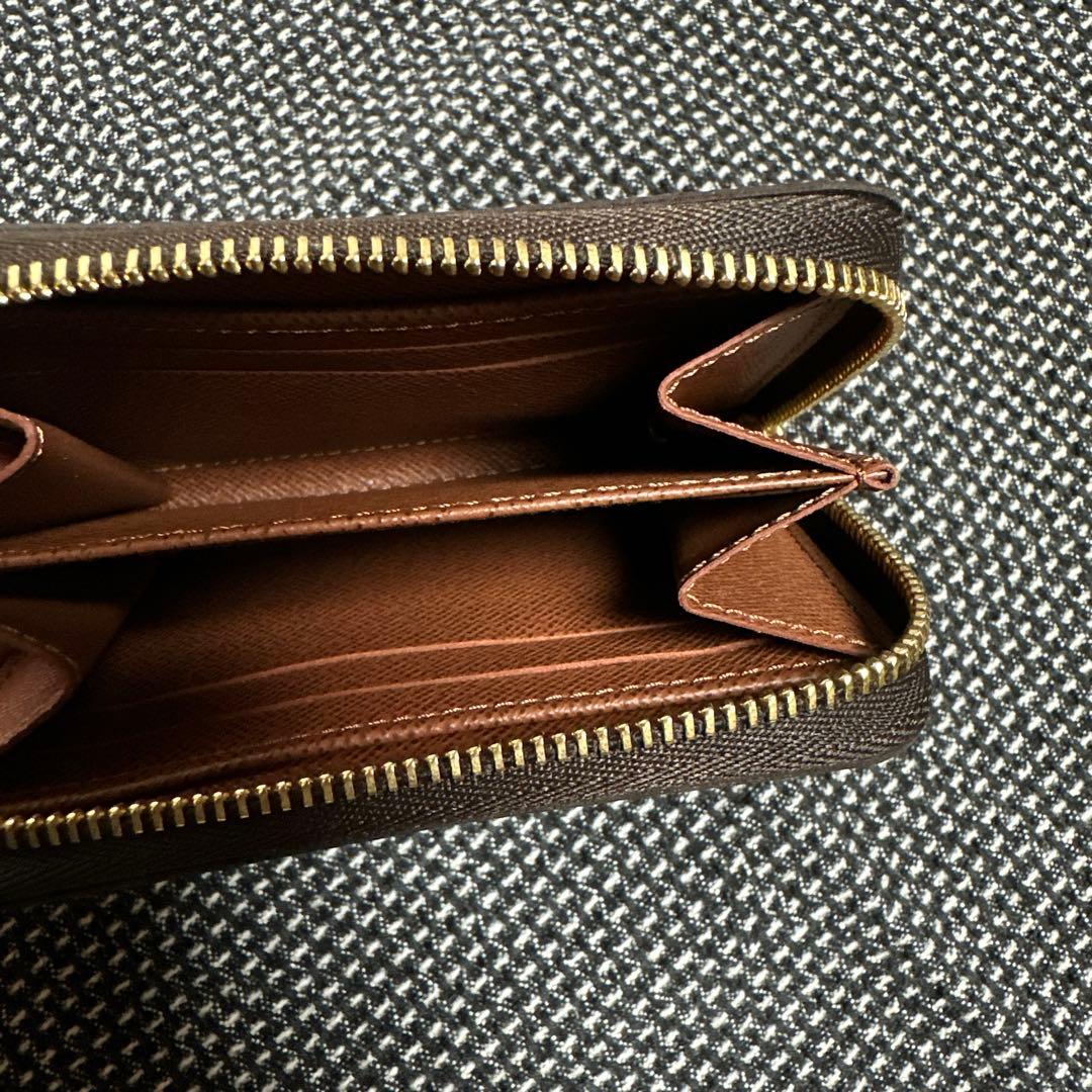 Louis Vuitton ジッピーパース モノグラム ケース