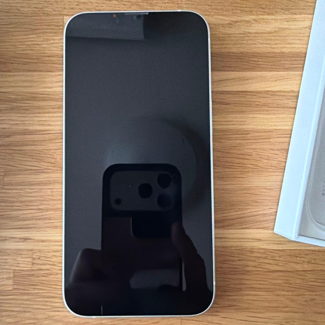 Apple iPhone 13 ホワイト スターライト　箱付き