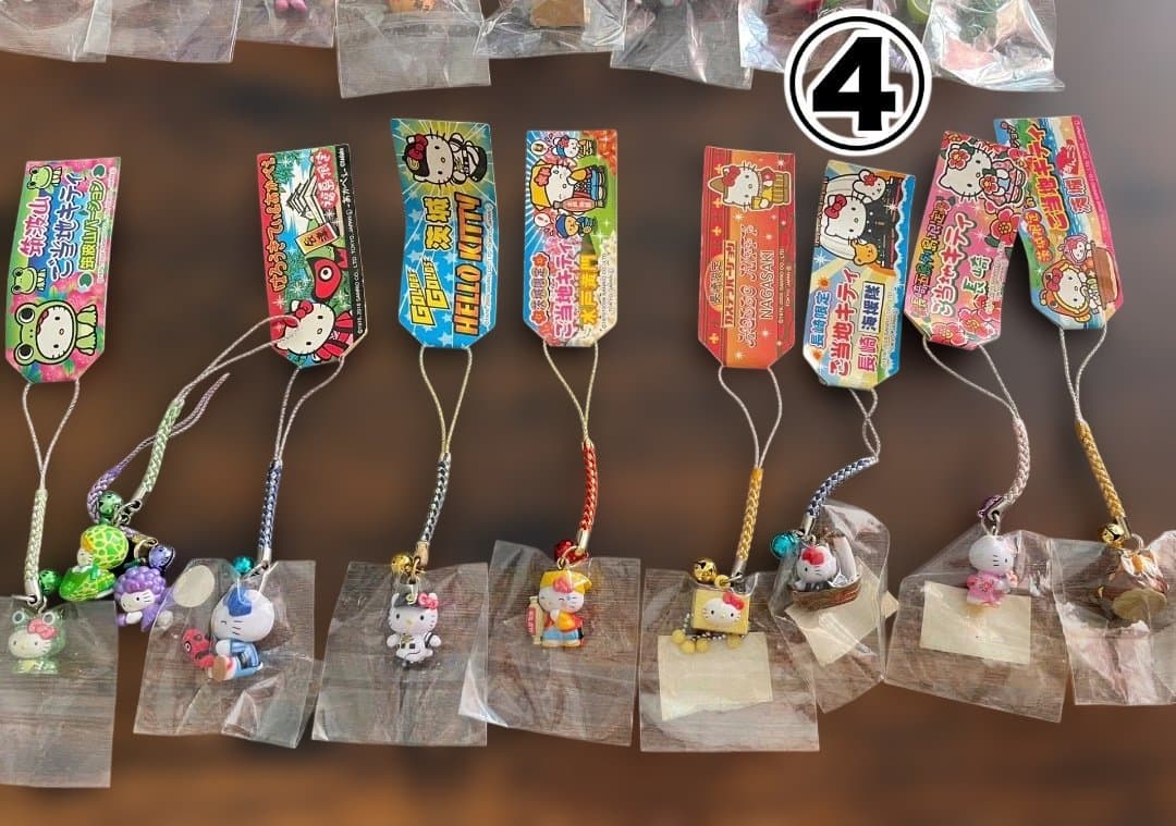 ハローキティ ご当地ストラップ まとめ売り
