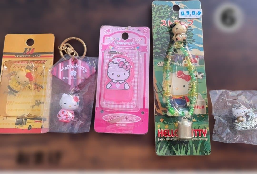 ハローキティ ご当地ストラップ まとめ売り