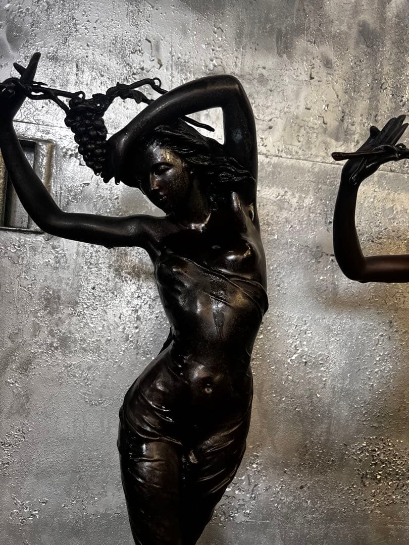 ブロンズ像　ぶどう　裸婦　2体セット　愛知発