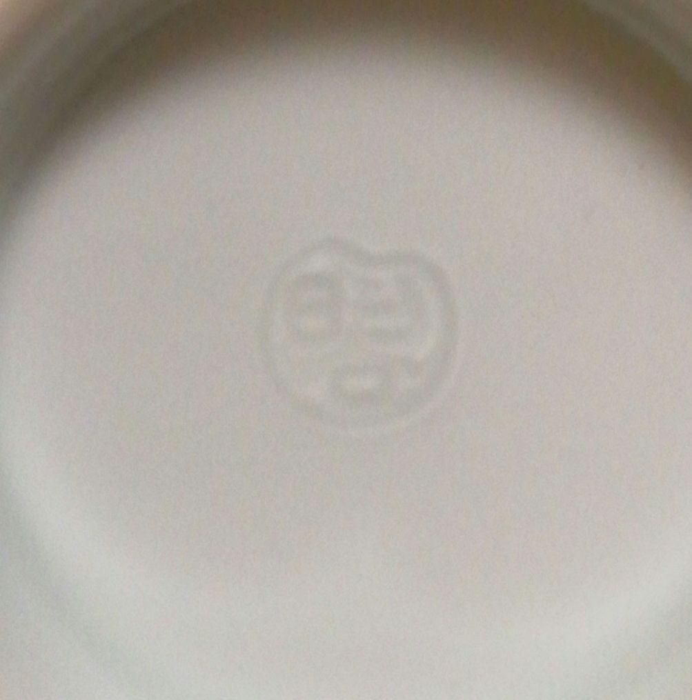 人間国宝　前田昭博作　白磁　長頚　花入　共箱　共布　略歴付　花瓶