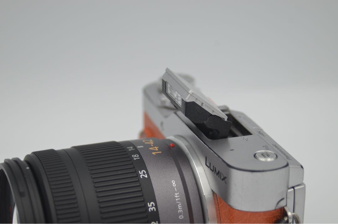 LUMIX DMC GF10 オレンジ 14-42mm