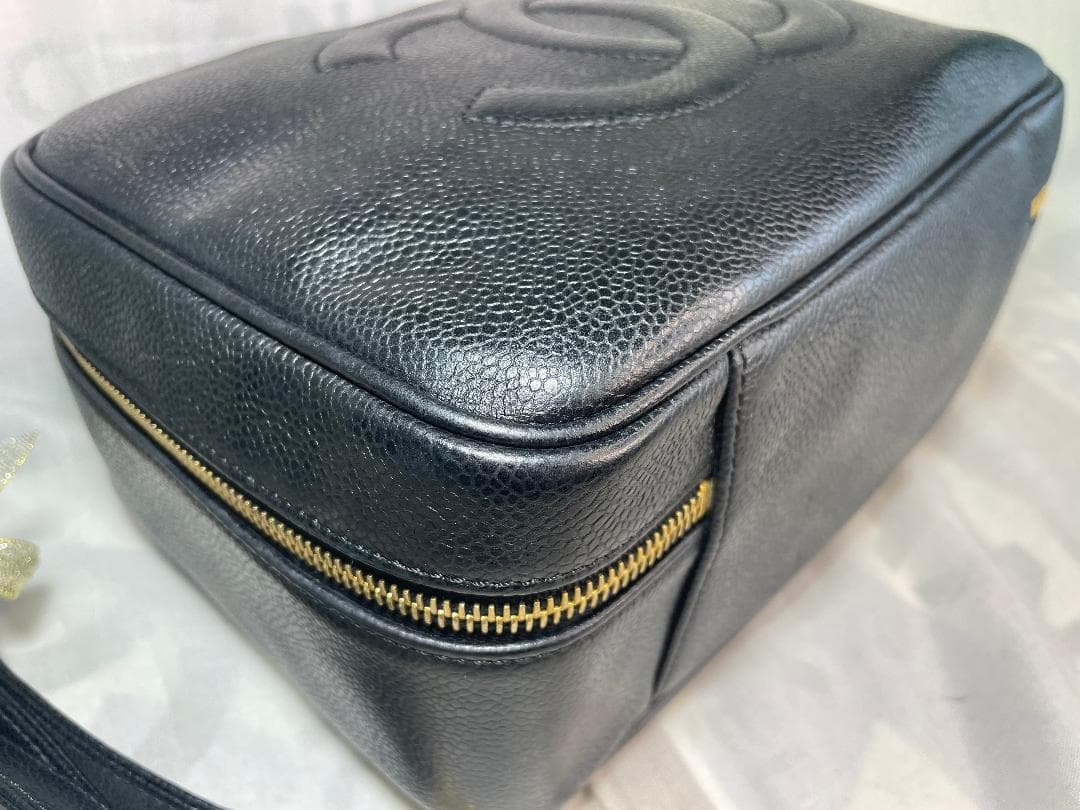 CHANEL シャネル　バニティ　キャビアスキン　ショルダー　メイク　CC　61