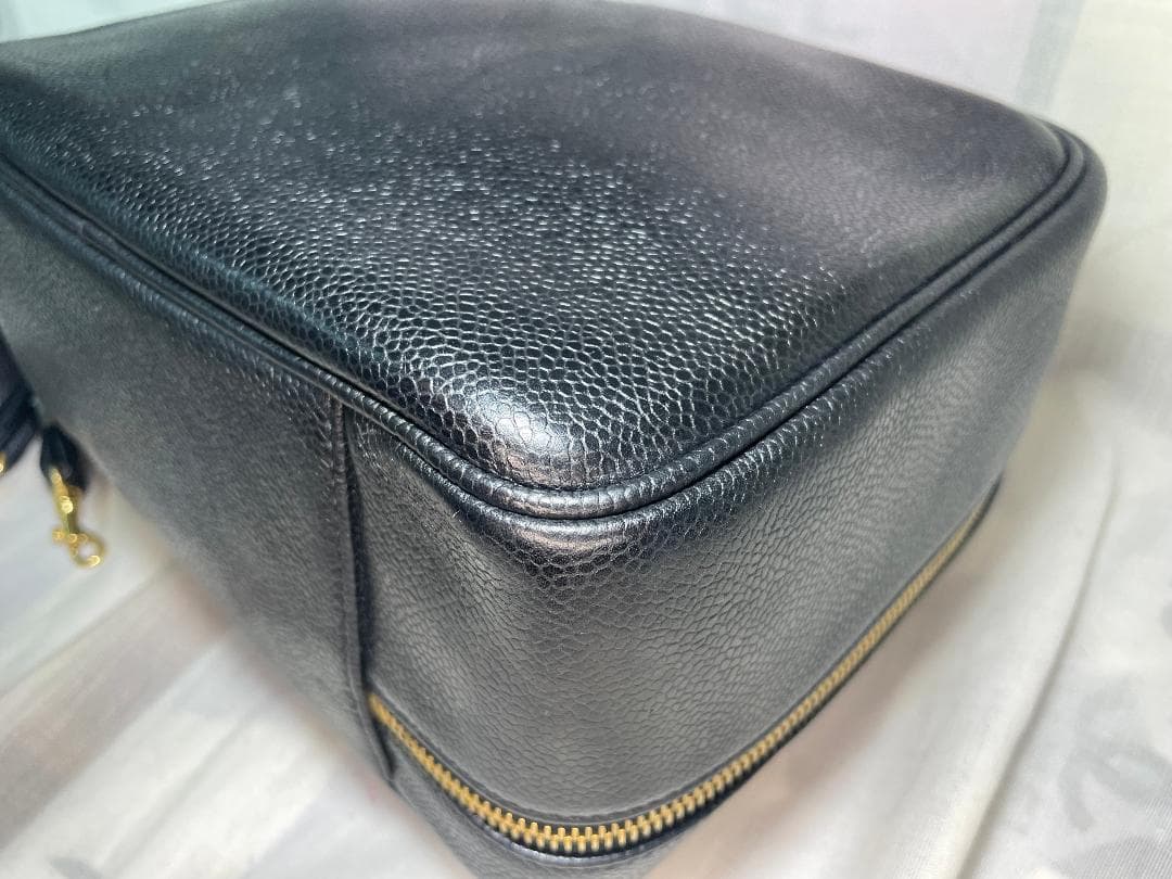 CHANEL シャネル　バニティ　キャビアスキン　ショルダー　メイク　CC　61