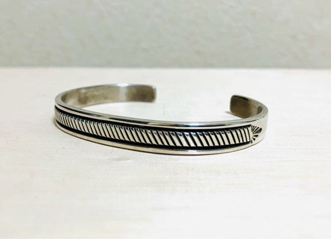 ナバホ　ブルースモーガン　バングル　スターリング