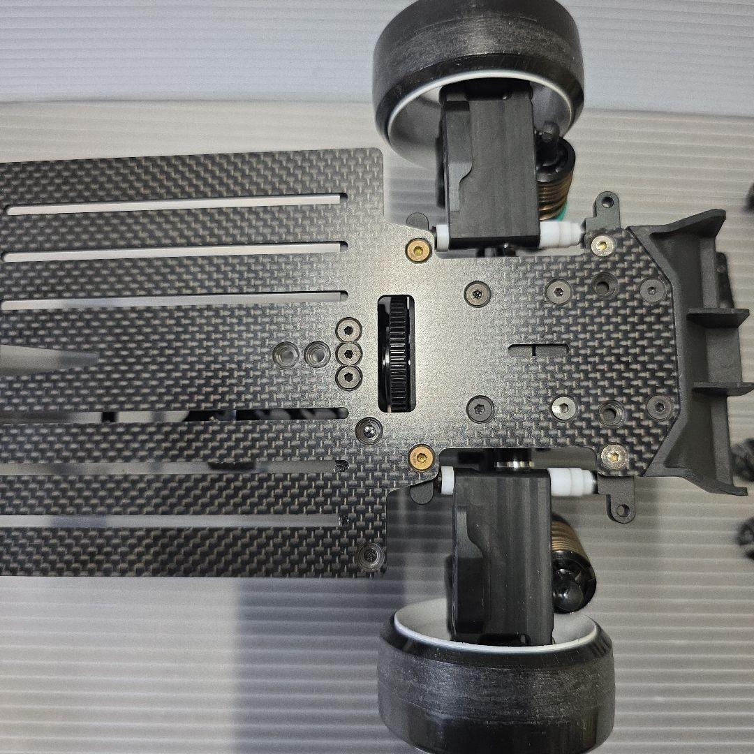 シバタ　GRK4シャーシ&パーツ多数