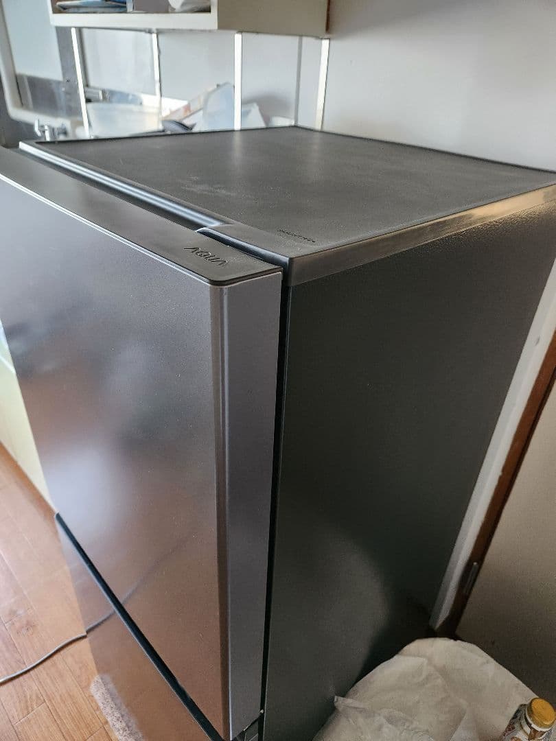 【ほぼ新品】（蓮くん様取り置き）シルバー 上下二段式冷蔵庫 コンパクト