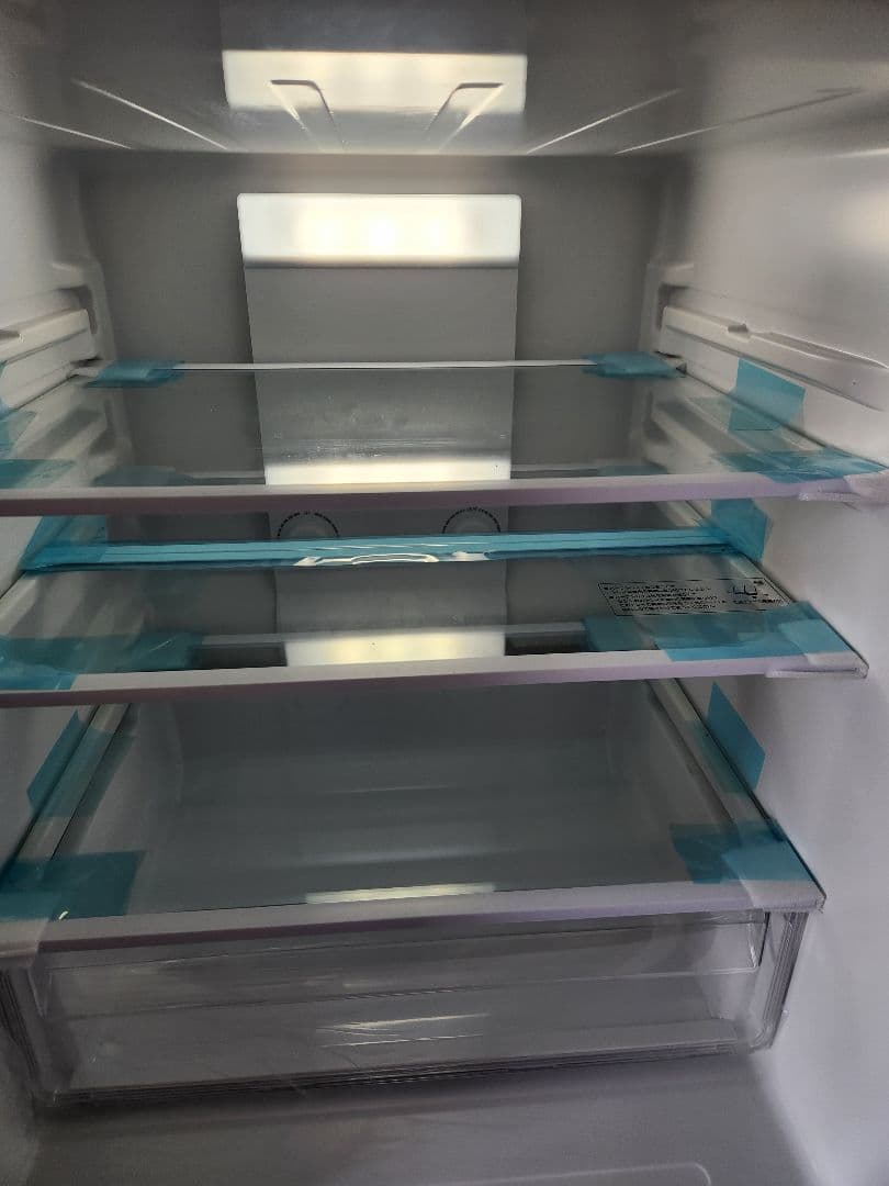 【ほぼ新品】（蓮くん様取り置き）シルバー 上下二段式冷蔵庫 コンパクト