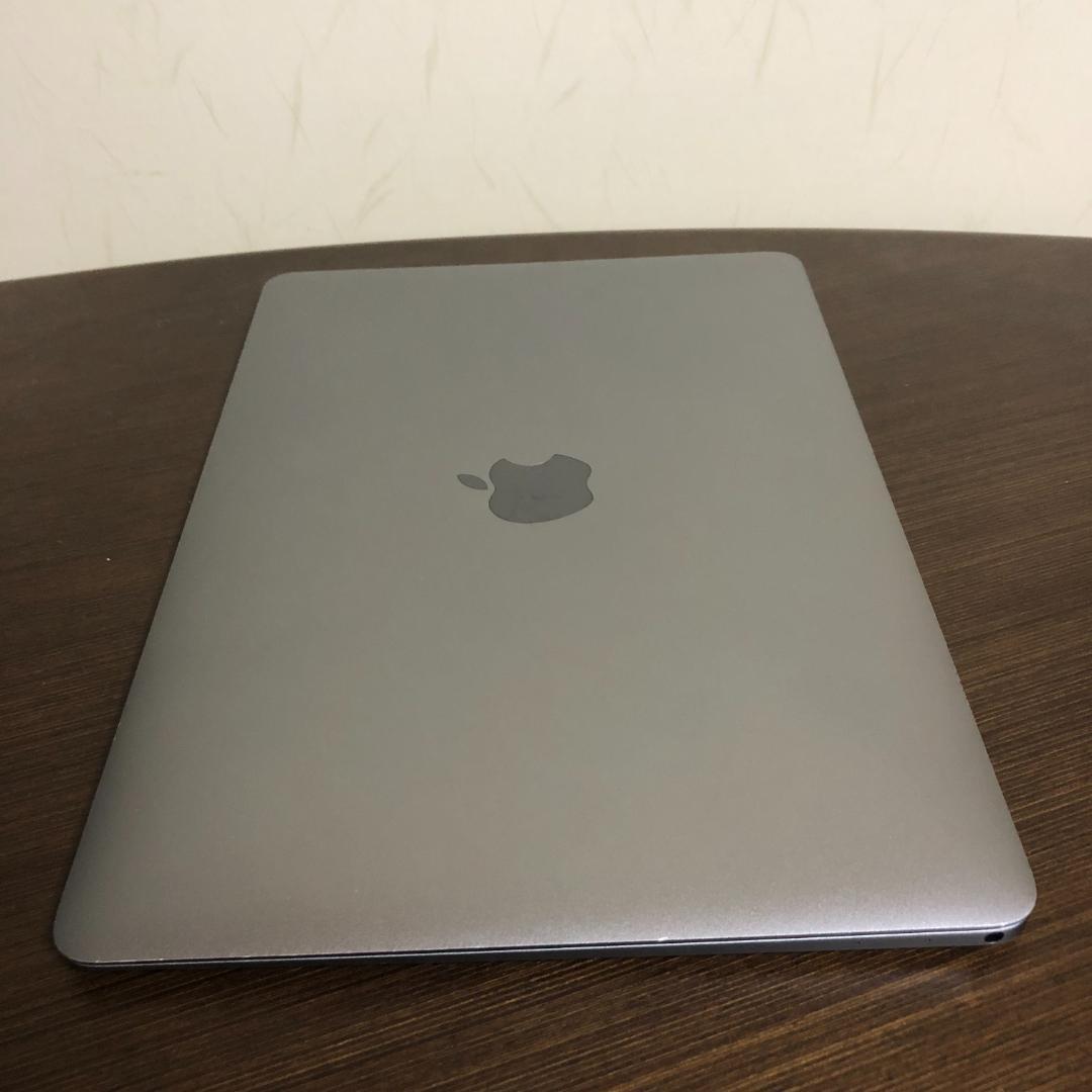 Macbook 2017 12インチ Retina 256GB Office