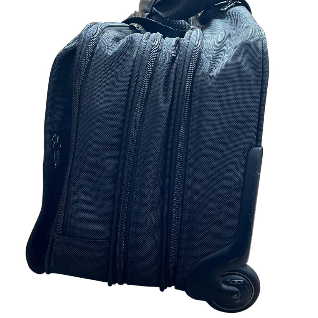 TUMI キャリーケース 黒 スーツケース 3層 出張 出張 大容量 キャスター