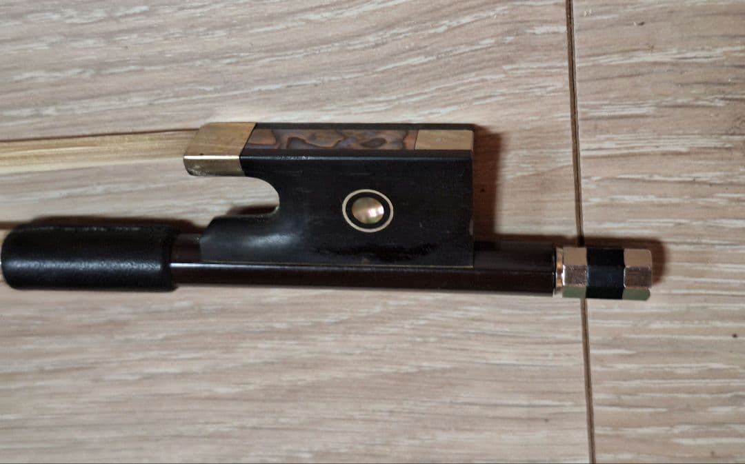 バイオリンカーボン弓　4/4