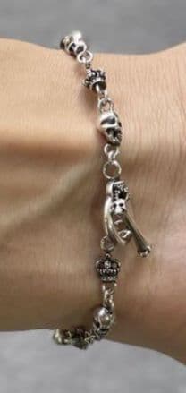 Justin Davis(ジャスティンデイビス)スカルとクラウンのブレスレット