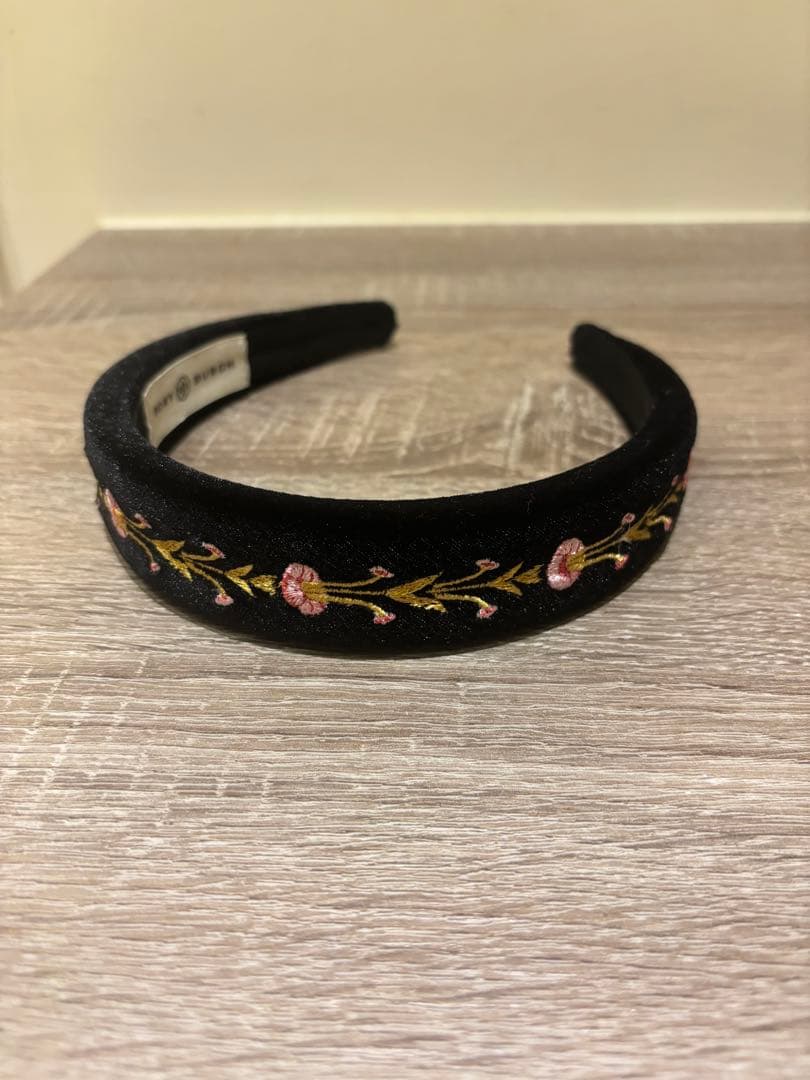 TORY BURCH 刺繍 カチューシャ