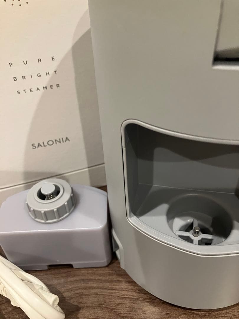SALONIA PURE BRIGHT STEAMERフェイススチーマー グレー