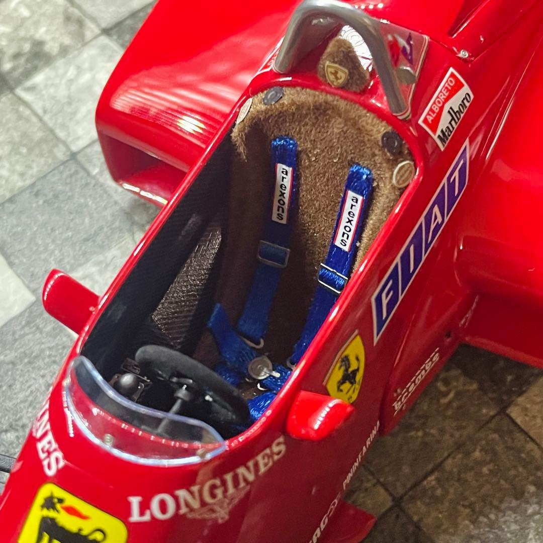 カスタム品 1/18 GP replicas フェラーリ 126C4M 1984