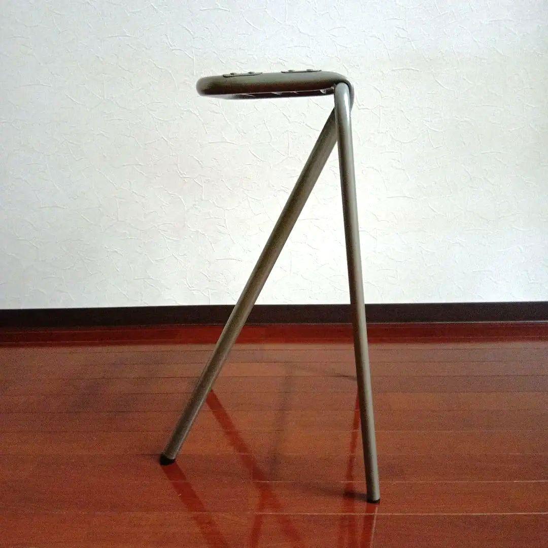 スリム金属製スツール