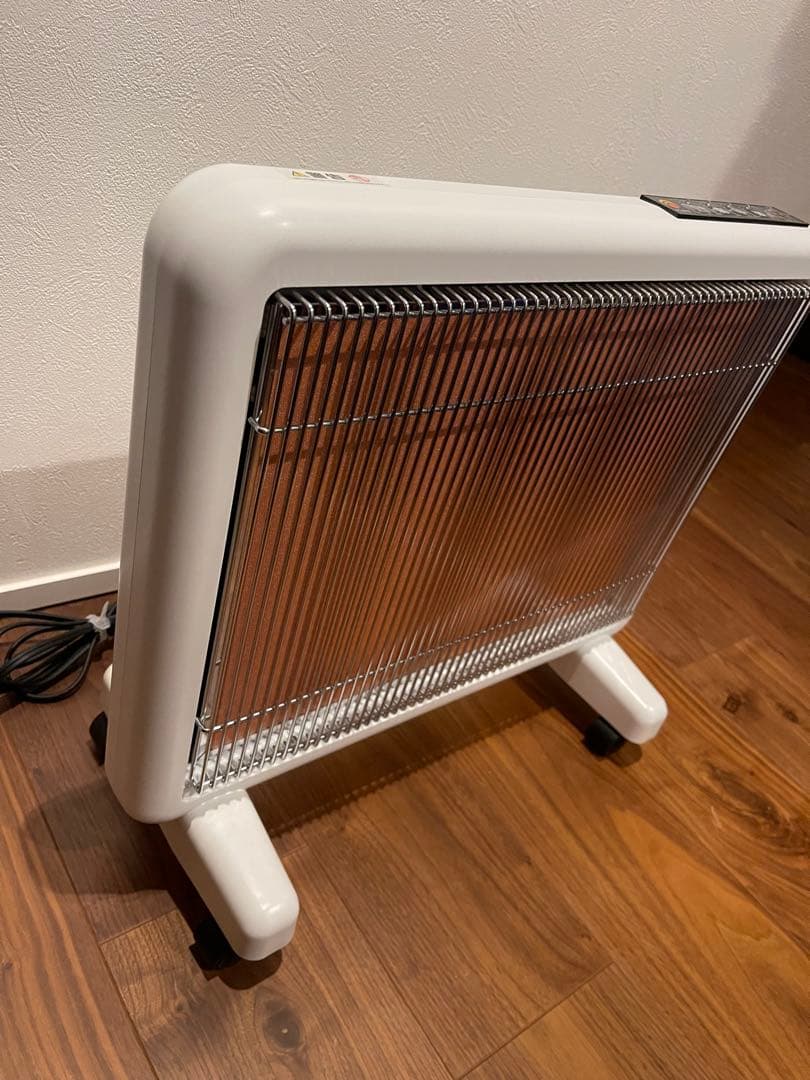 サンルミエ エクセラ7 N700L-GR 遠赤外線暖房器 ホワイト