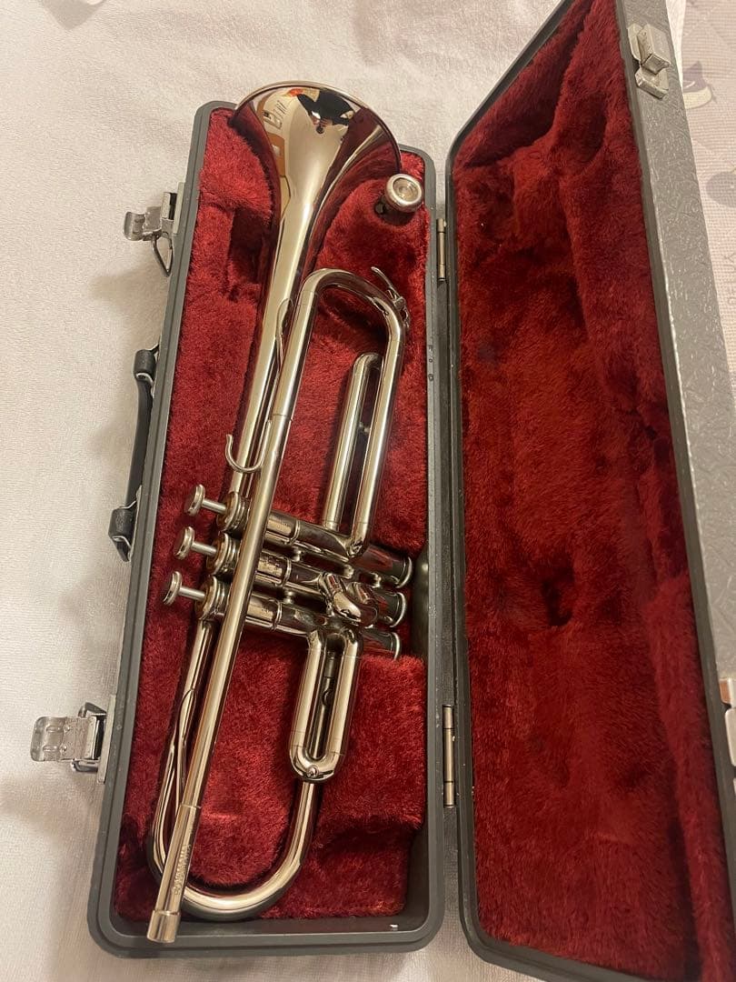 ヤマハ YTR135 トランペット シルバー ケース付き