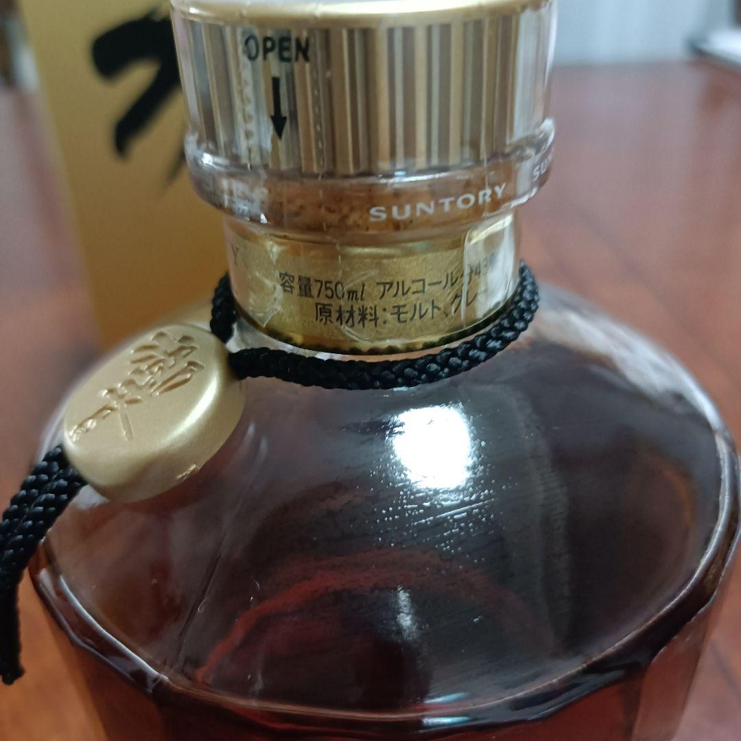 サントリー 響 ウイスキー 裏ゴールドラベル