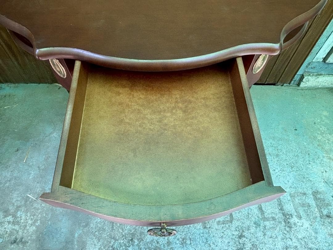 アンティーク　コンソールテーブル　サイドテーブル　インテリア　古家具