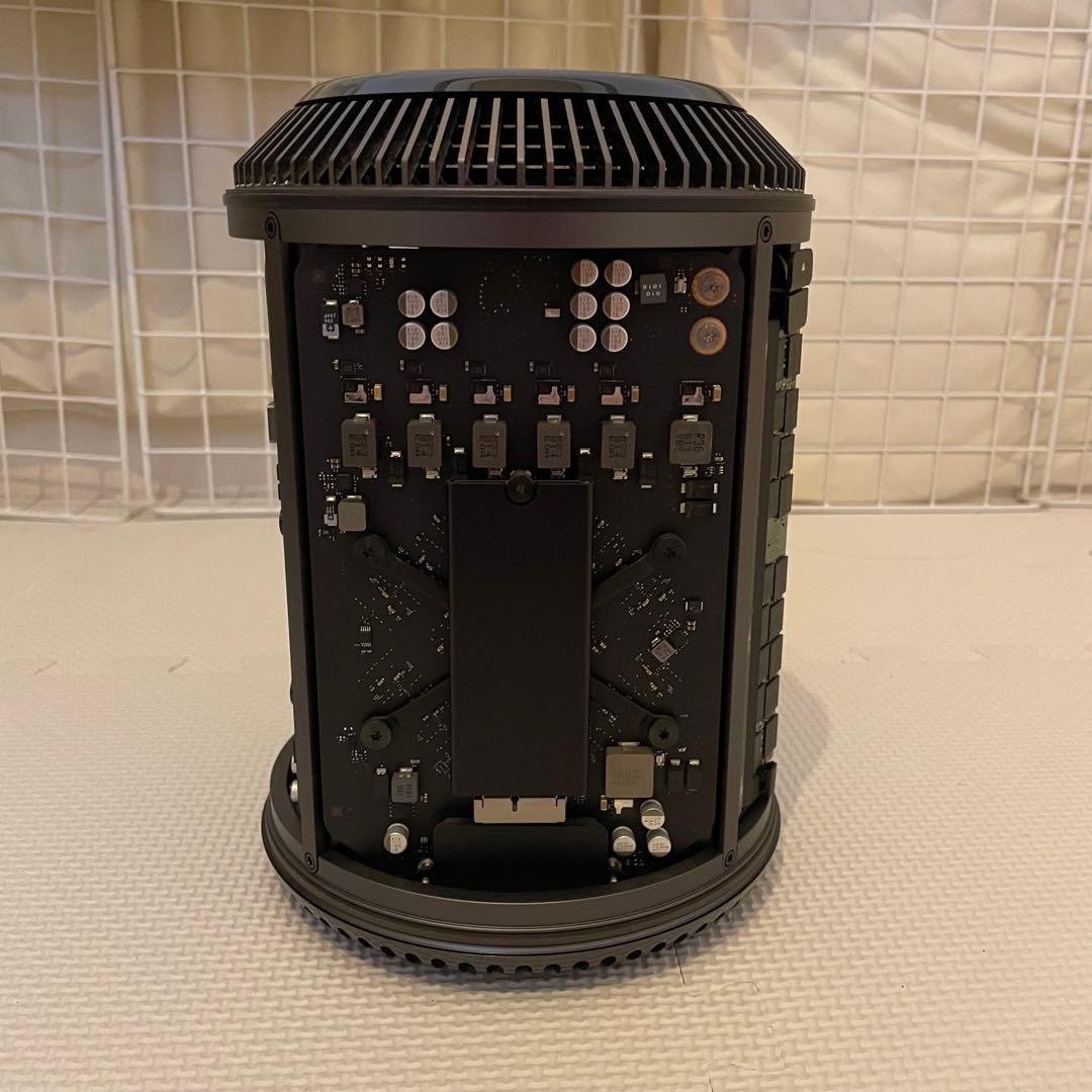 Apple Mac Pro (2013) スペースグレー
