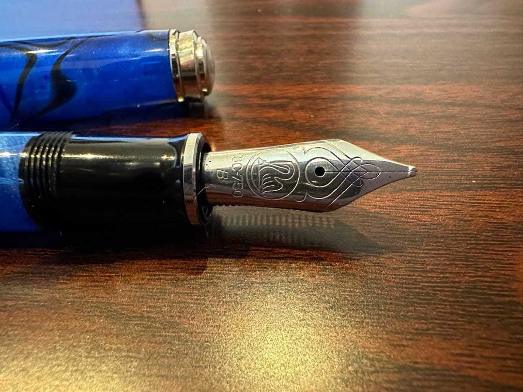 Pelikan Souverän M805 〈太字（Bニブ）〉