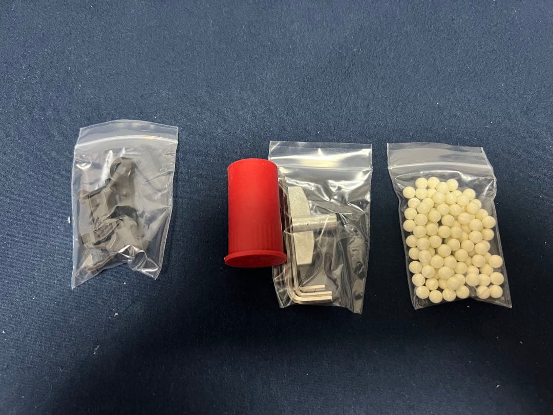 東京マルイ AKホワイトストーム＆ハイキャパホワイト＋その他 即購入⭕️