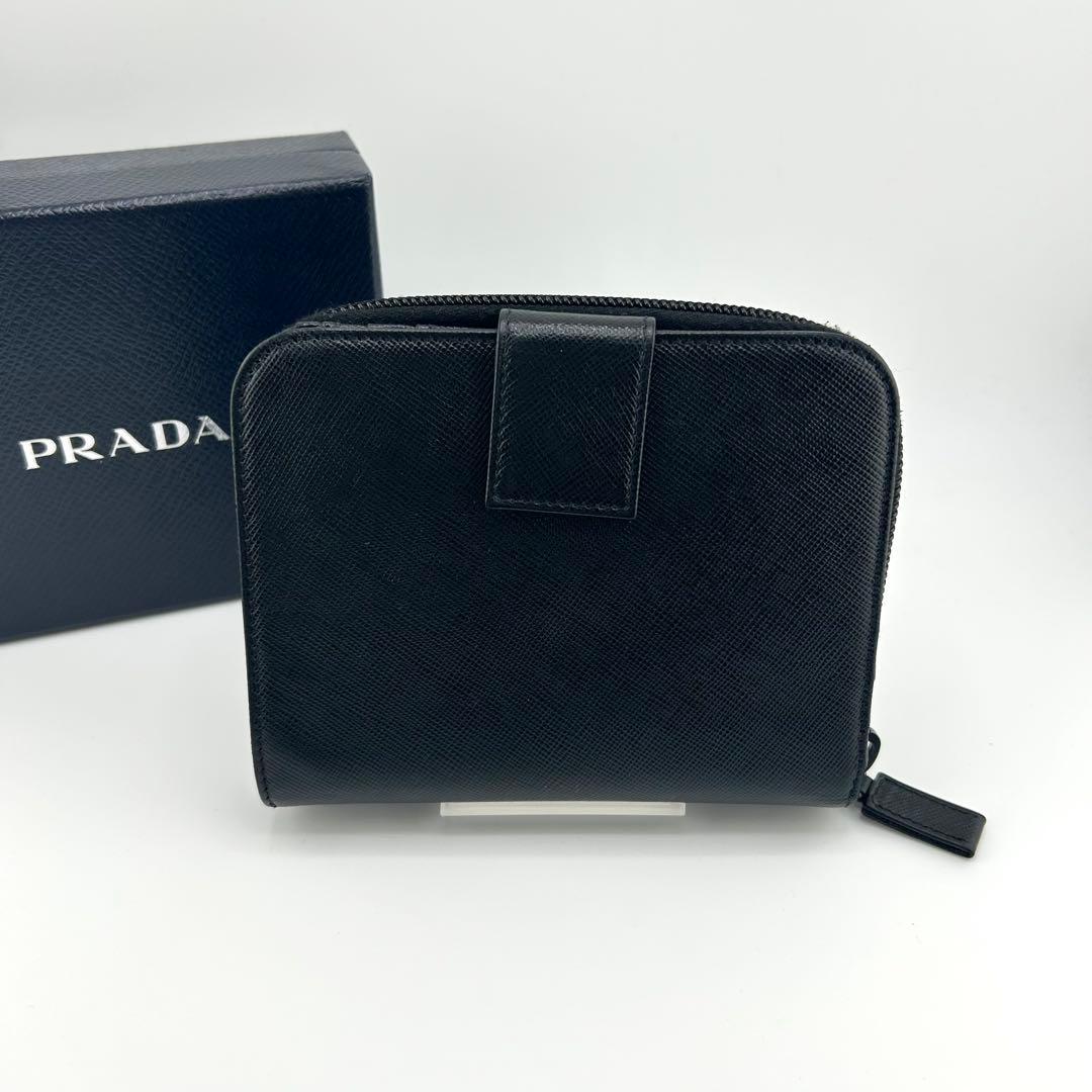 極上美品・保証書付　PRADA 二つ折り　三角プレート　サフィアーノ　ブラック