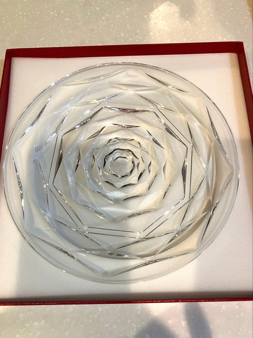 【新品・未使用品】Baccarat バカラ　スウィングプレート　ラージ