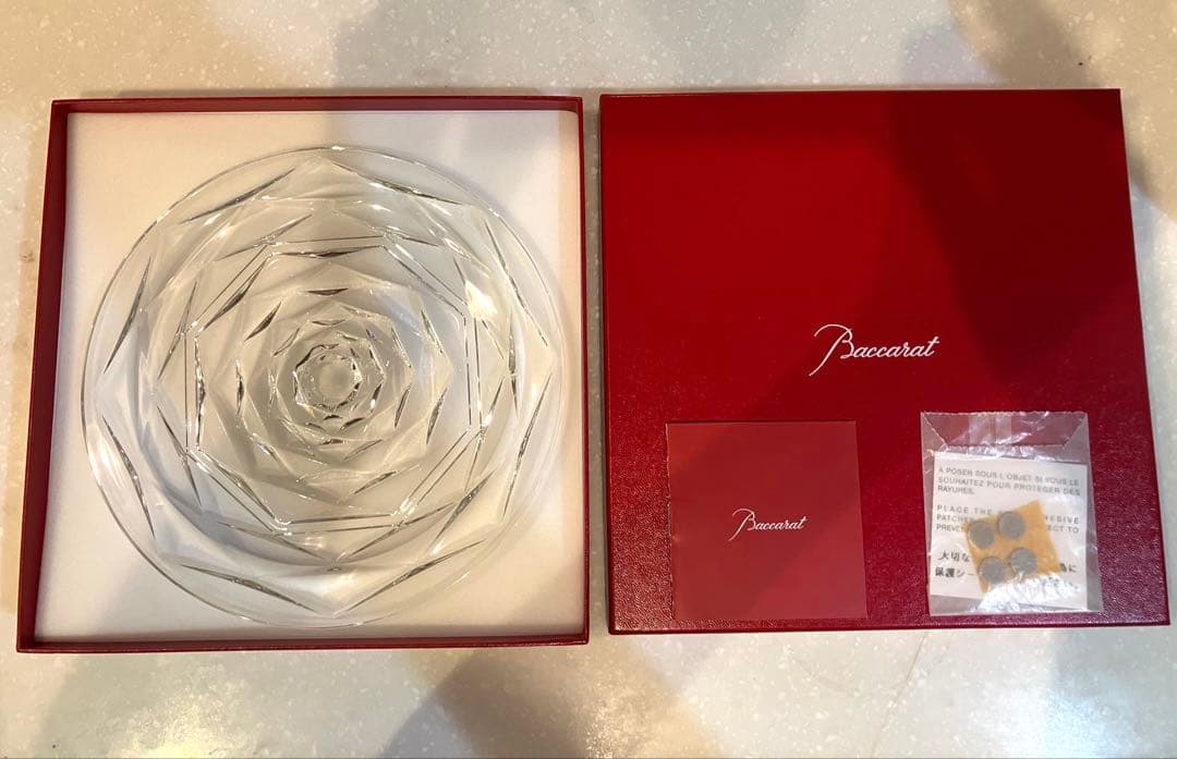 【新品・未使用品】Baccarat バカラ　スウィングプレート　ラージ