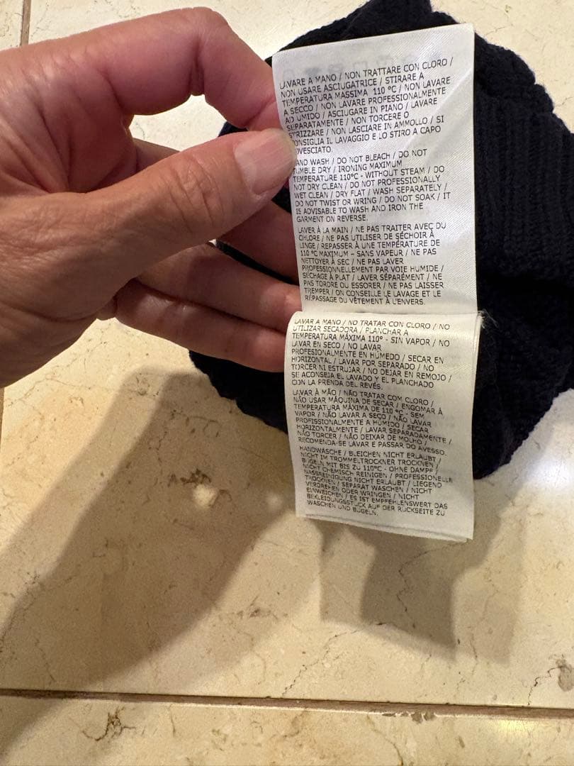 MONCLER ネイビー ニット帽 L