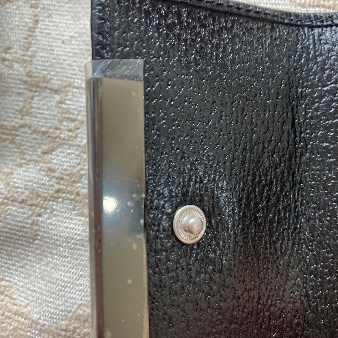 ひまわりです。未使用品❗️GUCCI ブラックレザーキーケース希少