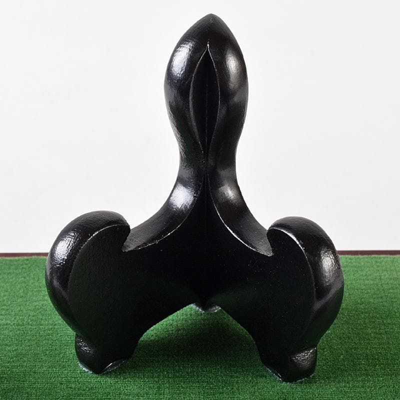 関武比古作　純銀製　松刻　扇子　置物　約28g　ガラスケース付　C　R8761B