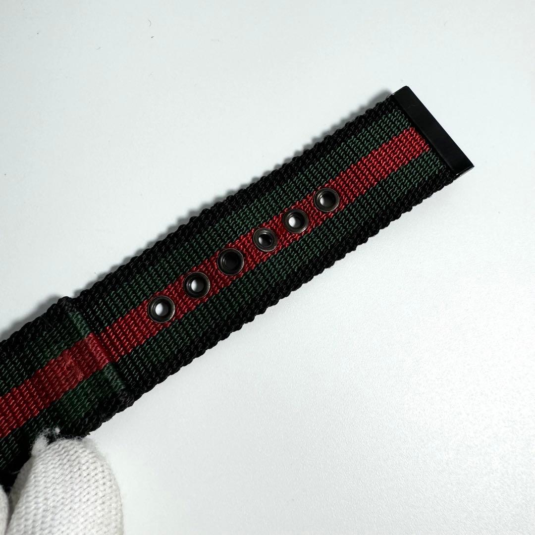 稼動 GUCCI 腕時計 Gタイムレス 126.2 ブラック シェリーライン 黒