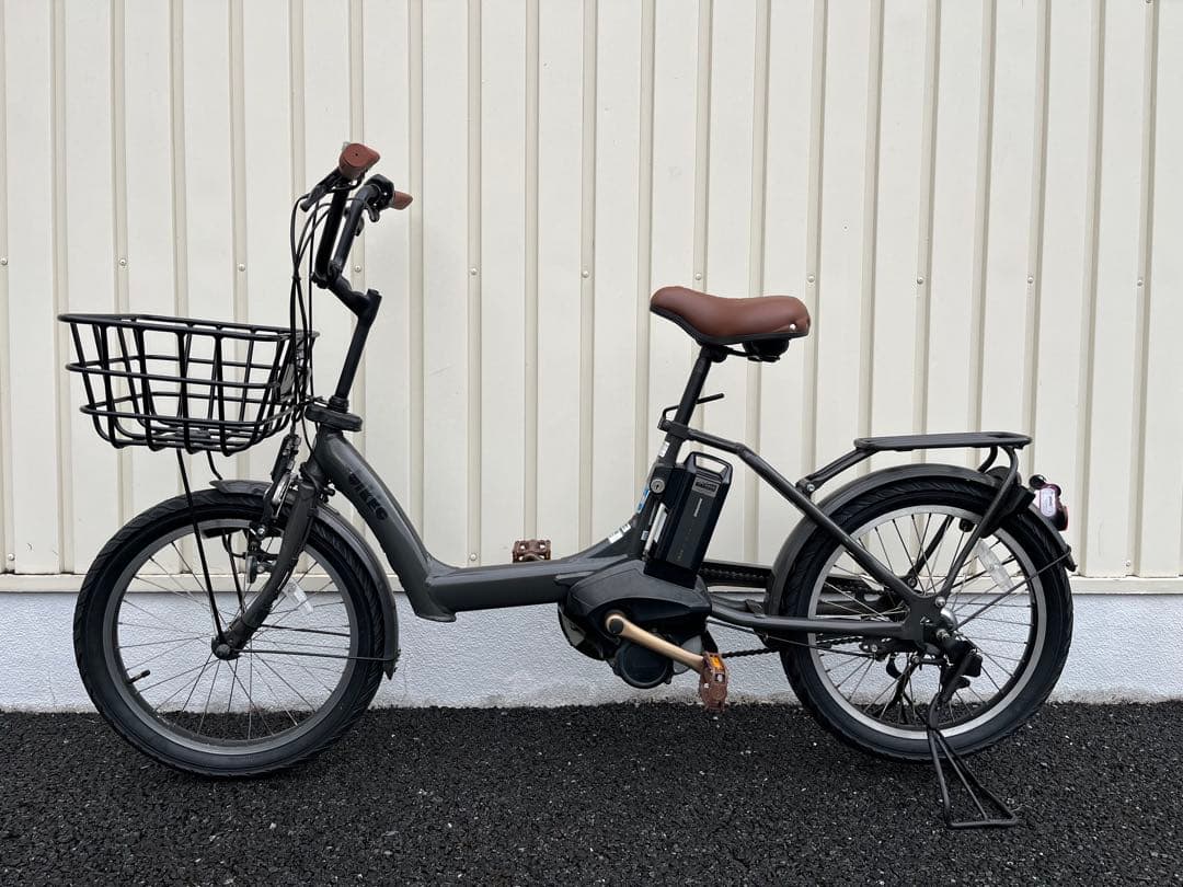 ブリヂストン　電動アシストファットバイク　ビッケポーラーベースセミファットタイヤ