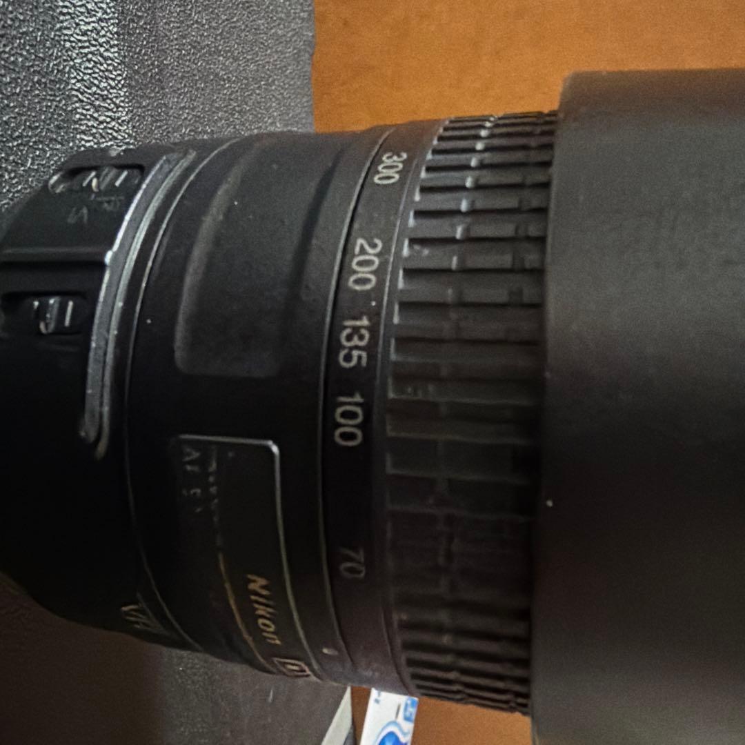 Nikon 55-300mm レンズ