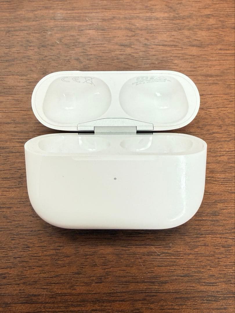 おまけ付き⭐︎AirPods Pro 本体 充電ケーブル付　純正　第一世代
