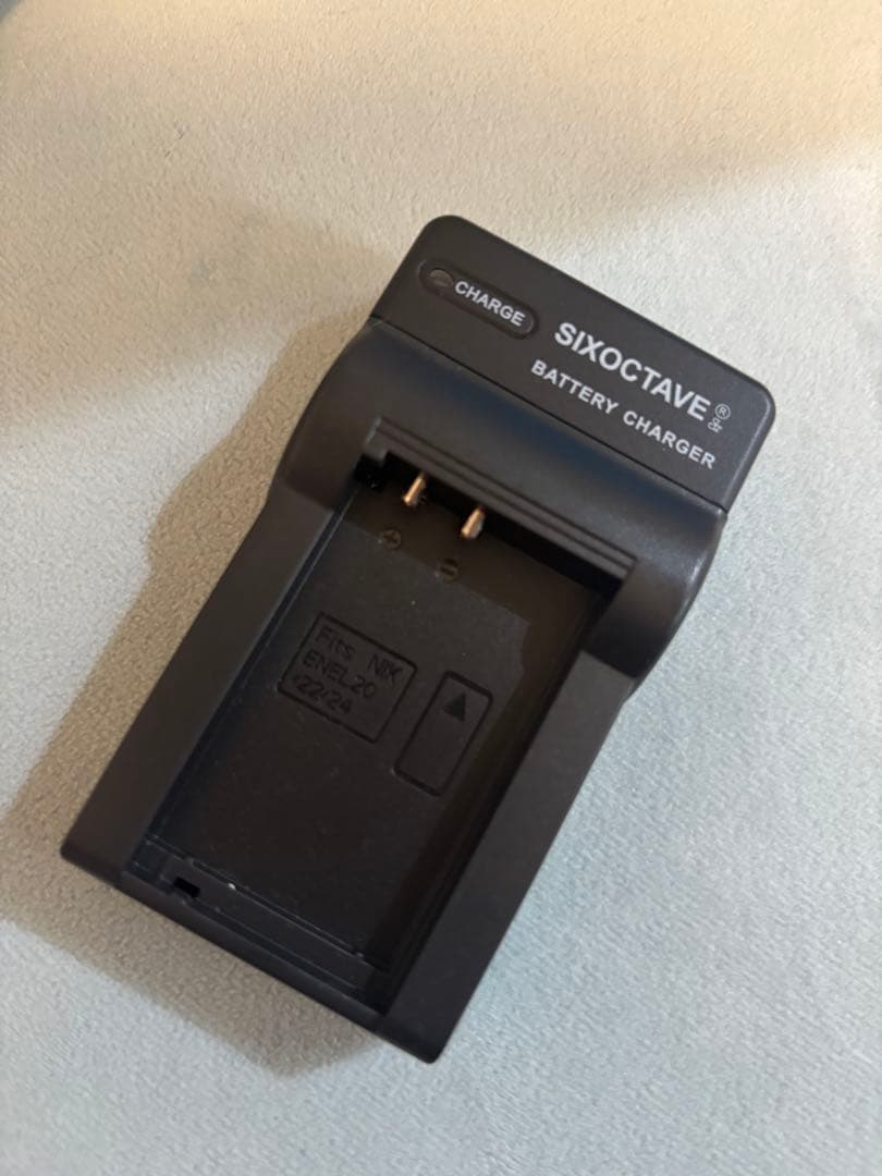 Nikon 1 J1 ミラーレスカメラ 10-30mmレンズ付き