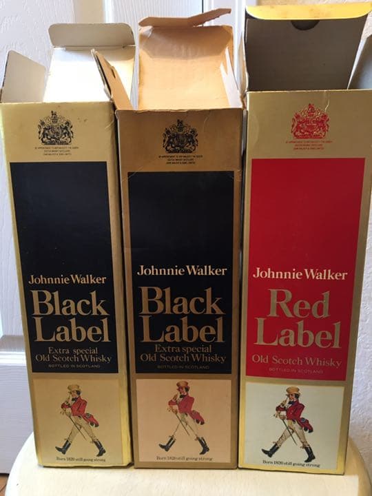 ジョニーウォーカー　古酒　未開栓　箱有り