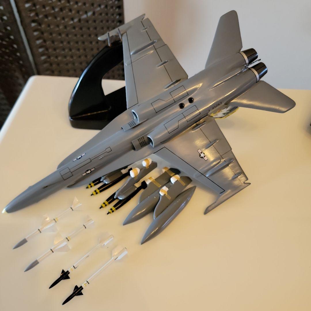 VFA-195 F/A―18C ホーネット ソリッドモデル