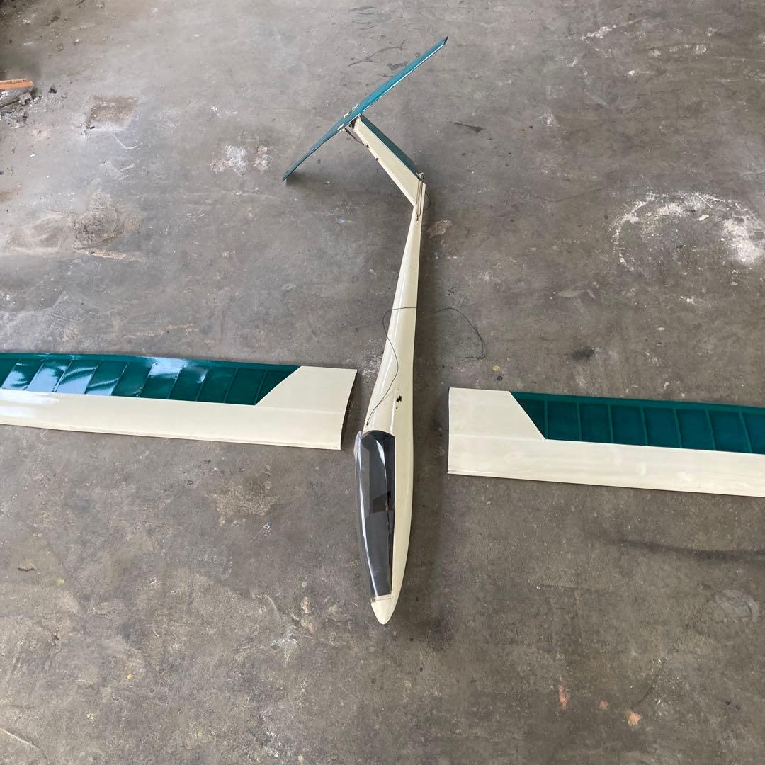 L*e様 引き取り限定 ジャンク 珍品 大型グライダー ラジコン 航空機 幅2m