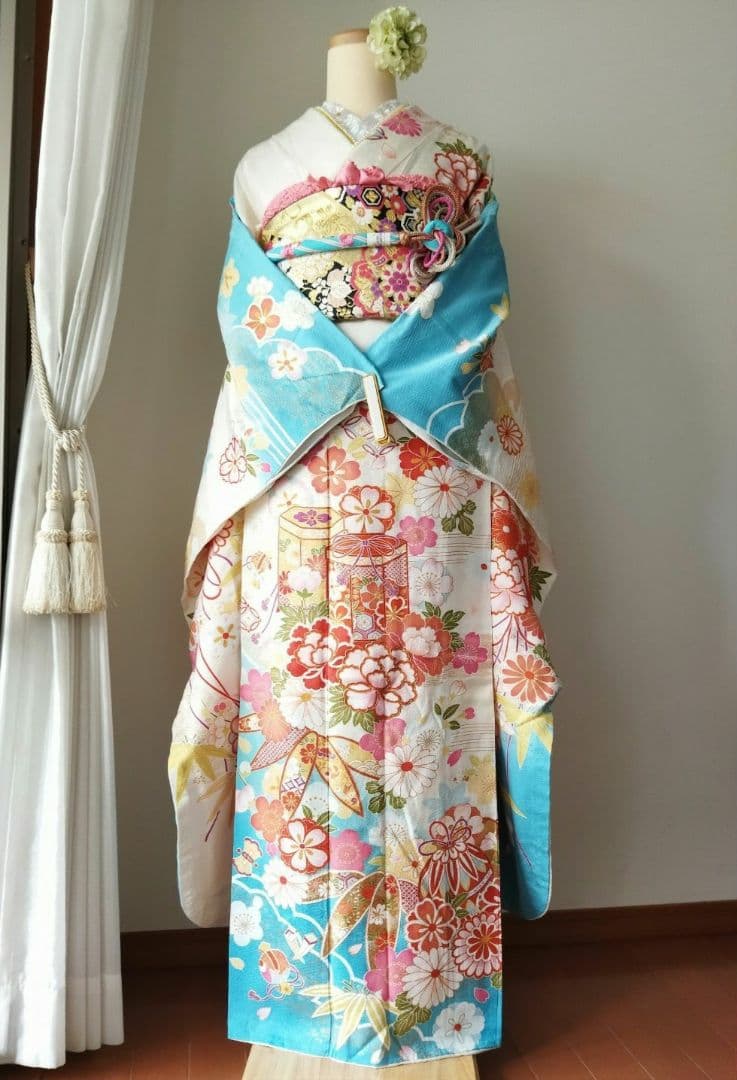 セール中！　367.可愛い振袖7点セット　正絹　フルセット　成人式