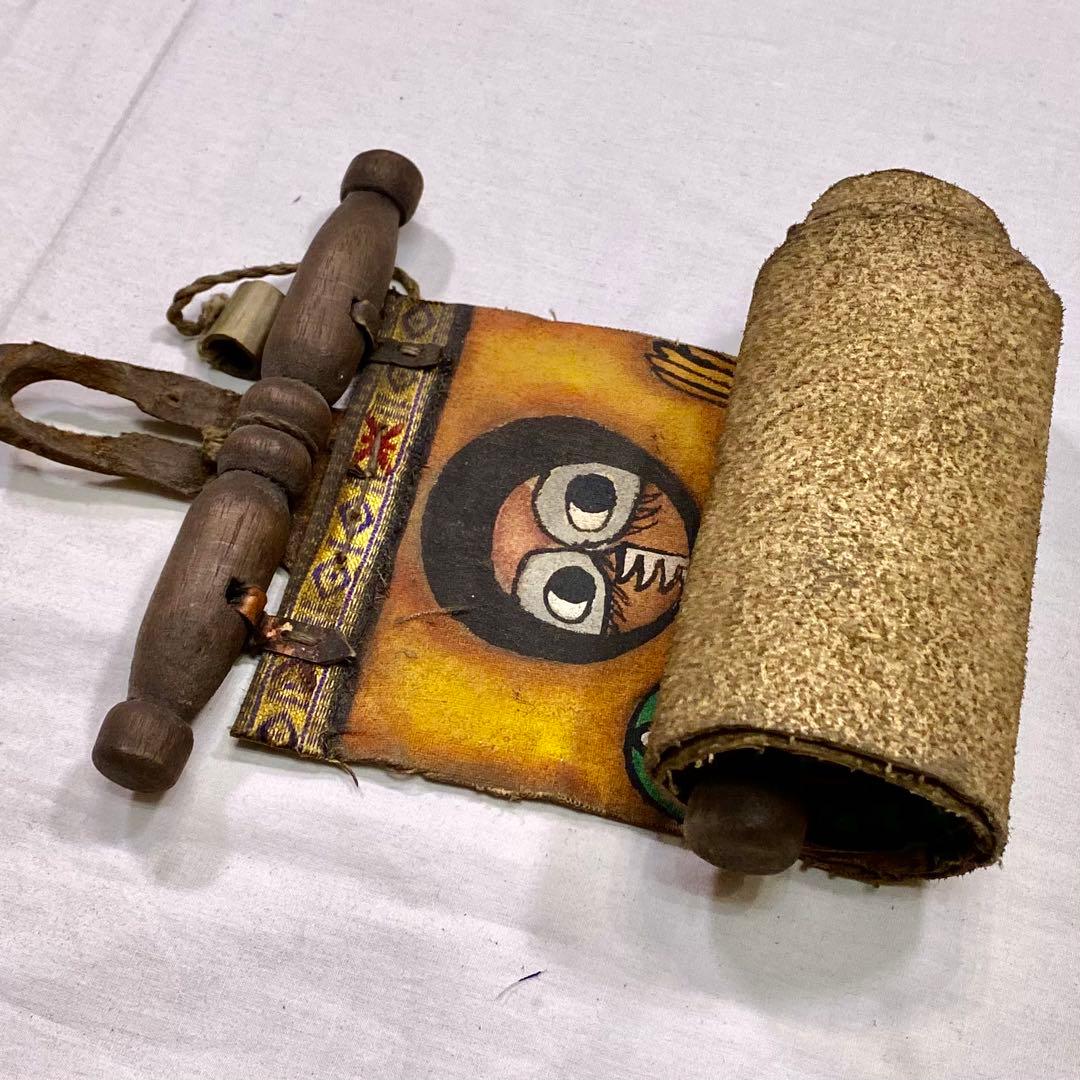 エチオピア製　正教画　手描き　皮製　巻物　アート　骨董品　掛け軸