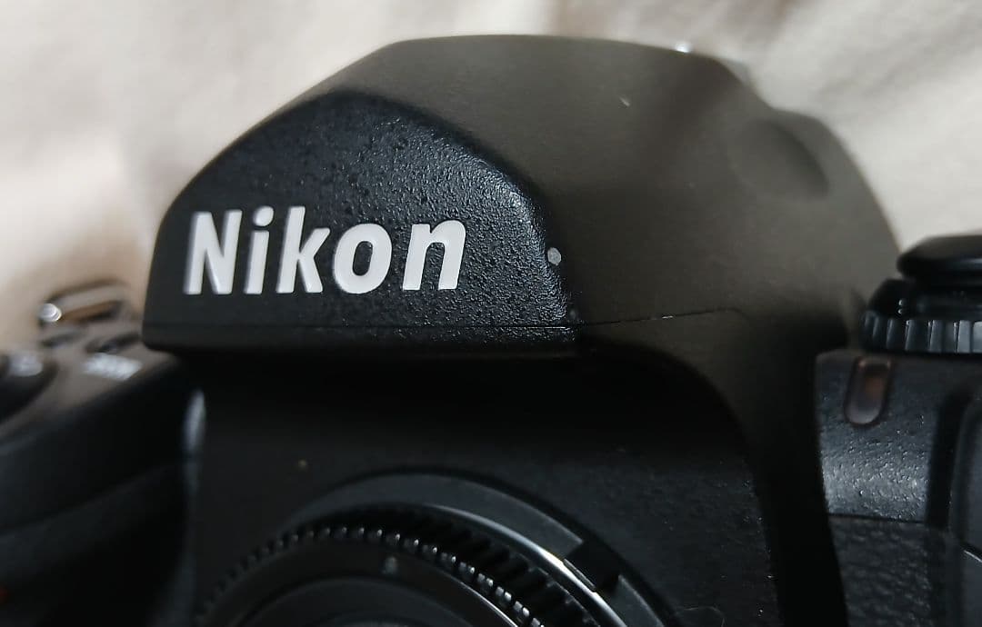 Nikon F6 一眼レフカメラ ストラップ付き