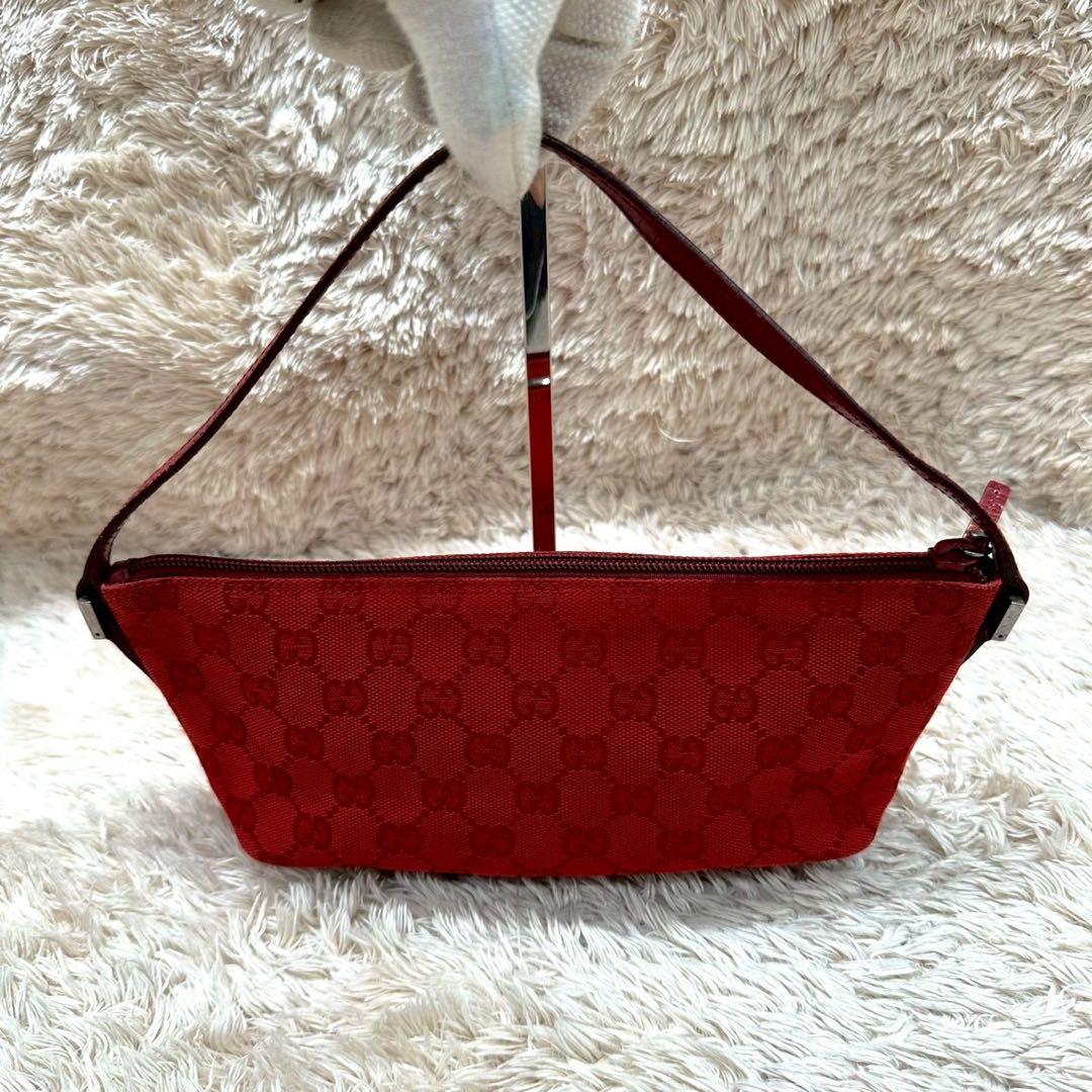 【美品】 GUCCI アクセサリーポーチ キャンバス 赤 GG柄