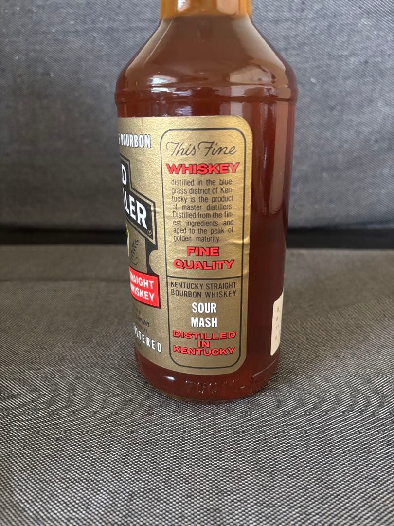 オールドディスティラー　バーボンウイスキー　古酒　未開封